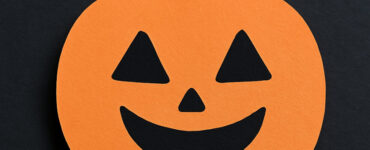 Paper pumpkin decoration for Halloween 14 paper pumpkin decoration halloween