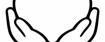 hands holding a heart